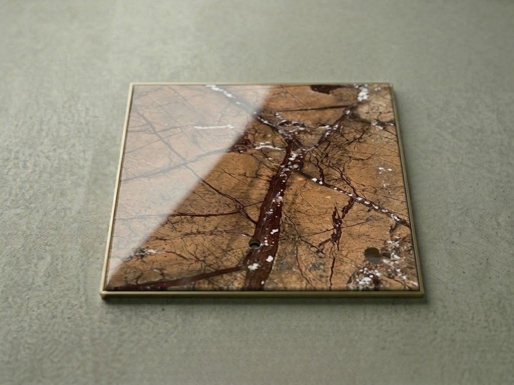 Canyon Rust Quarzit – warme Rost- und Erdtöne mit dramatischen Adern für Trophäenständer